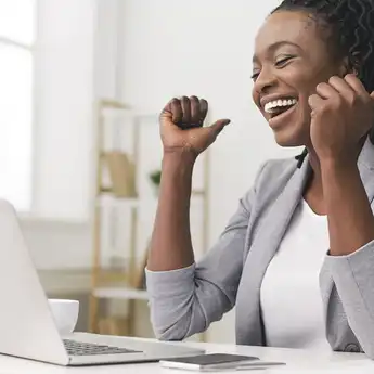 4 Tips Sukses Berkarier Tanpa Privilege: Pahami Makna Sukses Versi Kamu Sendiri!