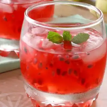 Cocok Untuk Berbuka Puasa, Ini Resep Markisa Grenadine Squash yang Perlu Dicoba