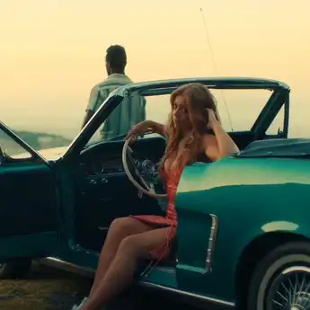 Lirik Lagu ‘Run’ - Becky Hill feat Galantis, dengan Terjemahan