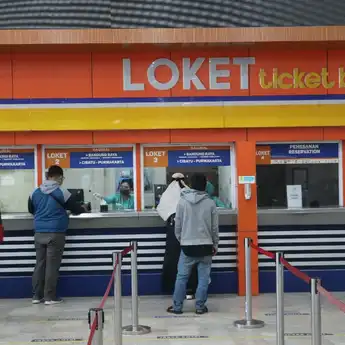 Ingat! Pelanggan Sudah Vaksin Lengkap Boleh Lakukan Perjalanan Jarak Jauh dengan Kereta Api