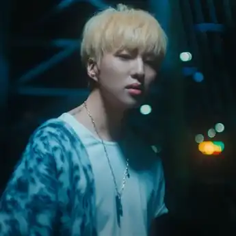 Lirik Lagu ‘Born To Love You’ - Kang Seung Yoon, dengan Terjemahan