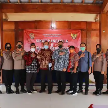 Kesbangpol DIY menggelar program Sinau Pancasila dan Wawasan Kebangsaan