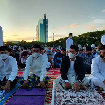 Salat Ied di Lapangan Karebosi, Wali Kota Makassar: Covid-19 Rendah