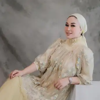 Lebaran 1443 Hijriah Buat Berkah Penjual Pakaian Muslimah