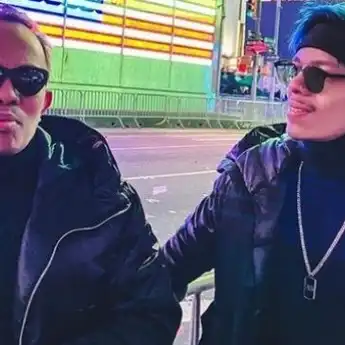 Demen Plesiran Keliling Dunia Tapi Gak Bisa Jenguk Cucu, Ternyata Ayah Atta Halilintar Juga Tak Temui Bapak Kandungnya Sendiri Selama 6 Tahun, Kok Bisa Sih?