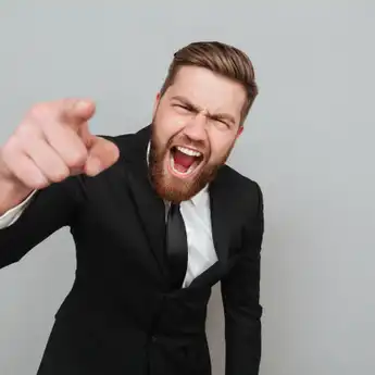 3 Zodiak Orang Tua yang Banyak Nuntut, di Mata Mereka Anaknya Gak Pernah Cukup