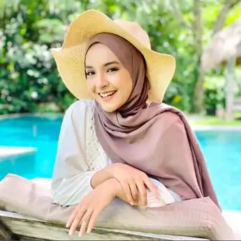 Nyesek, Sepotong Pesan Nabila Ishma Untuk Emmeril Kahn Bikin Pengen Mewek: ‘Tolong Bertahan Ril’