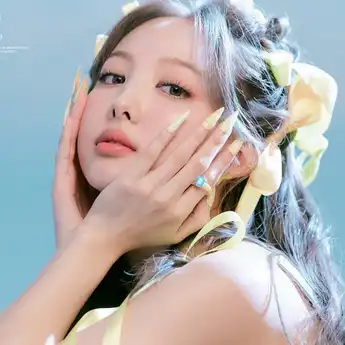 Lirik dan Terjemahan Lagu Magic - Nayeon TWICE ft Julie KISS OF LIFE