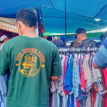 Hemat Budget & Ramah Lingkungan, Intip Tren Thrifting di Banjarmasin