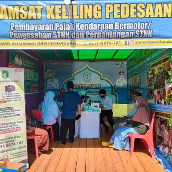 Mudahkan Masyarakat Bayar Pajak Kendaraan, Samsat Keliling di Desa Kubu Raya