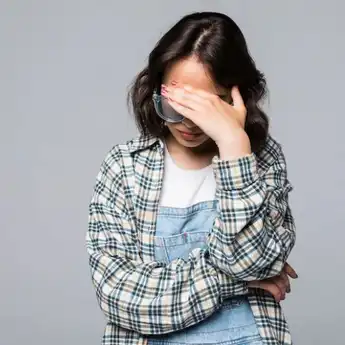 Stop Pakai Alasan ‘Introvert’, Tetap Bisa Bangun Relasi dengan Cara Ini