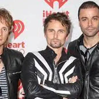 Lirik Lagu 'Kill or be Killed' - Muse, Lengkap dengan Terjemahan
