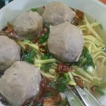 Padahal Sudah Jadi Pelanggan Tahunan, Wanita Ini Syok saat Tahu Tukang Bakso Langganannya Simpan Celanan Dalam di Kuali Baksonya