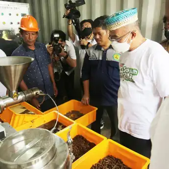 Di Makassar, Menko PKM Minta Pengelolaan Sampah Manfaatkan Maggot