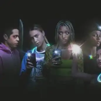 Sinopsis Film Horor Bodies Bodies Bodies, Berkisah Soal Sekelompok Anak Muda yang Memainkan Game Mengerikan di Rumah Terpencil!
