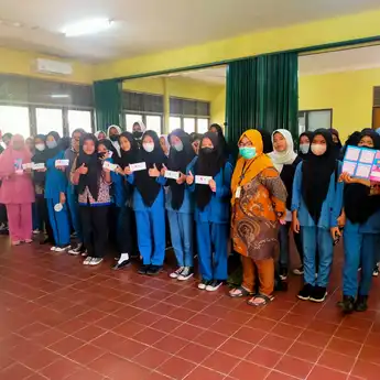 Duta Anti Anemia Cinta Sejati Bantu Turunkan Kasus Siswi Anemia di Siantan Hilir Kota Pontianak