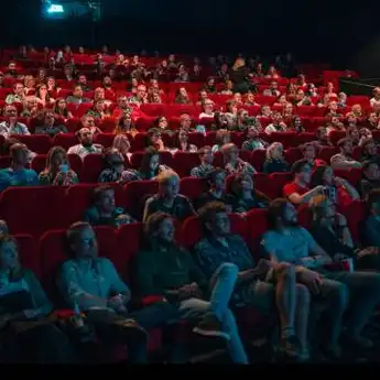 Astaghfirullah, Nggak Takut Kena Azab! 5 Film Ini Menghina Islam Secara Terang-terangan: Ada yang dari Indonesia!