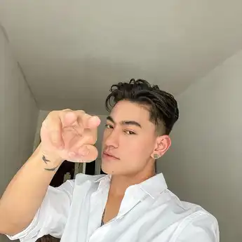 7 Artis Thailand yang Gagah Padahal Aslinya Perempuan, Gak Kalah Ganteng dari Cowok Tulen! Siapa?