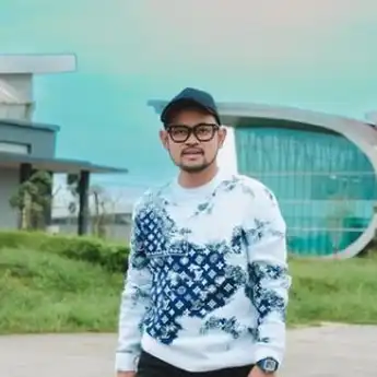 Edan! Ini 10 Kekayaan Gilang Widya Pramana Pemilik MS Glow yang Disebut Crazy Rich Malang
