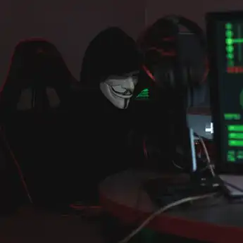 7 Hacker Paling Terkenal dan Berbahaya di Dunia, Lebih Jago dari Hacker Bjorka yang Viral?