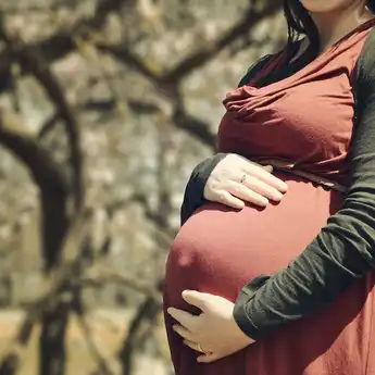 8 Cara Mengatasi Masuk Angin pada Ibu Hamil, Aman untuk Janin
