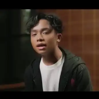 Lirik Lagu Salah Mencintai yang Dipopulerkan Oleh Betrand Peto