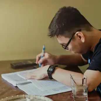 30 Contoh Kalimat Konjungsi Temporal, Materi Bahasa Indonesia