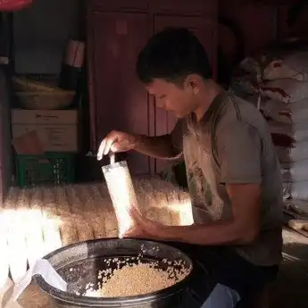 Produsen Tahu di Boyolali Merugi Akibat Harga Kedelai Meroket