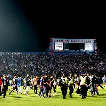 5 Tragedi Kerusuhan Sepak Bola Terbesar Sepanjang Sejarah: Kanjuruhan Masuk Nomor 2!
