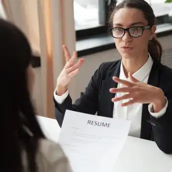 9 Cara Menjawab 'Kenapa Kami Harus Menerima Anda?' saat Interview Kerja