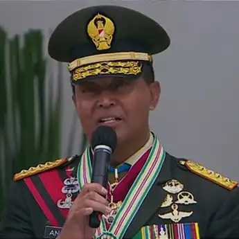 4 Anggota TNI Akui Telah Menendang Suporter di stadion Kanjuruhan