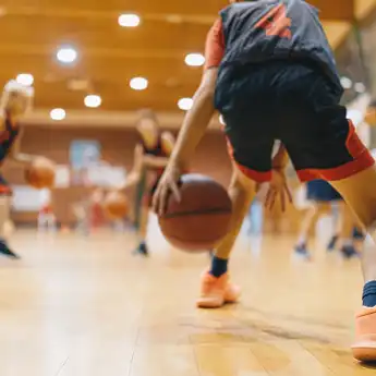 11 Peraturan Permainan Bola Basket, Bola Harus Ditembakkan Termasuk!