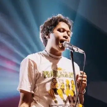 Lirik Lagu Evaluasi Milik Hindia dan Makna Lagunya