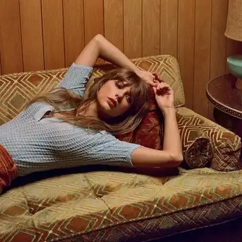Lirik Lagu Anti-Hero – Taylor Swift, Lengkap dengan Terjemahannya