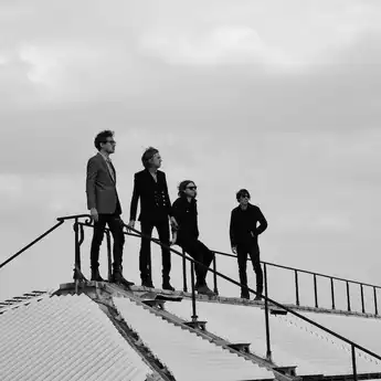 Lirik Lagu Winter Solstice - Phoenix, Lengkap dengan Terjemahan Lagu