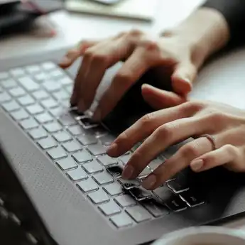 Hubungan Kausalitas dalam Teks Eksplanasi, Lengkap dengan Contoh