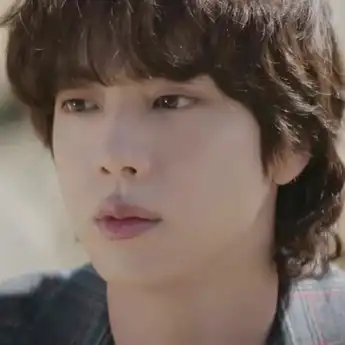 Jin BTS Akhirnya Rilis MV ‘The Astronaut’ Sebagai Hadiah Untuk ARMY