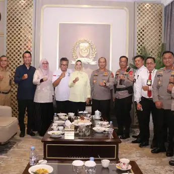 Kapolda Sumsel yang Baru Bersilaturahmi ke Ketua DPRD Provinsi Sumsel