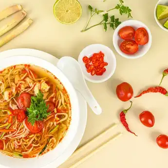 Makan Makanan Terlalu Pedas? Beberapa Cara ini Mungkin Bisa Mengurangi Efek Sampingnya