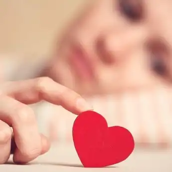 Cara Move On dari Mantan yang Masih Kita Sayang