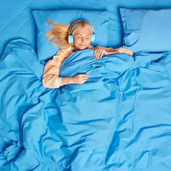 30 Lagu Pengantar Tidur Bahasa Indonesia dan Bahasa Inggris Agar Kamu Cepat Terlelap!