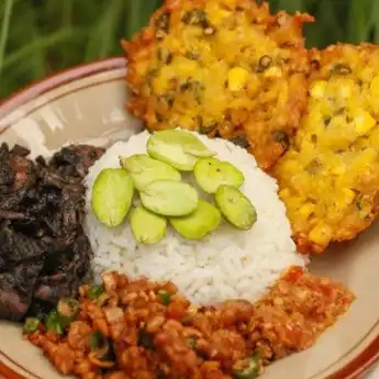 5 Rekomendasi Tempat Makan Sego Sambal di Malang, Kesukaan Para Pecinta Kuliner!