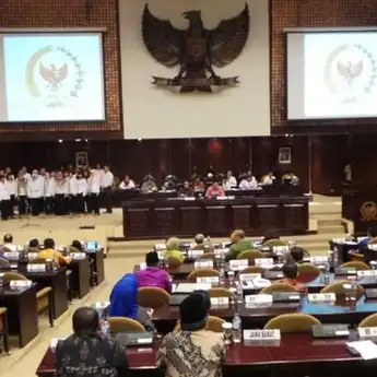13 Tugas dan Wewenang DPD, Materi Pendidikan Kewarganegaraan (PKN)
