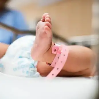 8 Cara Agar Bayi Cepat Masuk Panggul, untuk Permudah Persalinan
