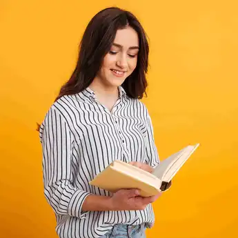 10 Rekomendasi Novel Remaja Best Seller dengan Beragam Genre