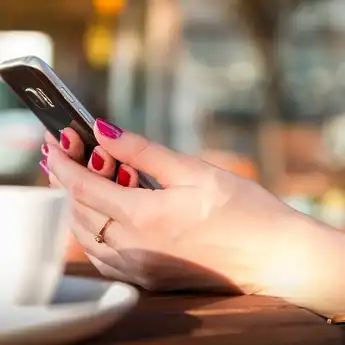4  Cara Cek Kuota Smartfren Terbaru, Bisa Lewat SMS hingga Aplikasi