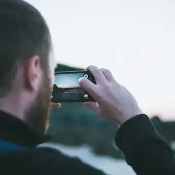 Cara Memperjelas Foto yang Blur Secara Online, Gratis Hasil Memuaskan
