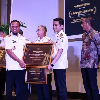 Makassar Raih Penghargaan, Dukung Penguatan Layanan Administrasi Kependudukan