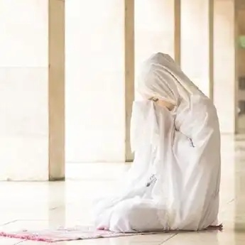 Tata Cara Sholat Dhuha 4 Rakaat: Bacaan Niat, Doa dan Keutamaan Mengamalkannya