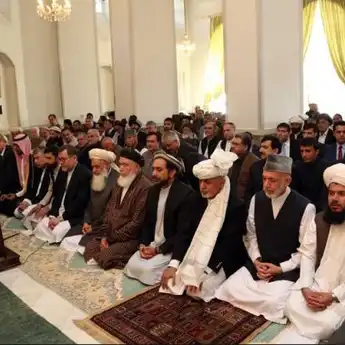 Khutbah Jumat Akhir Tahun 2022 untuk Introspeksi Diri Agar Jadi Lebih Baik